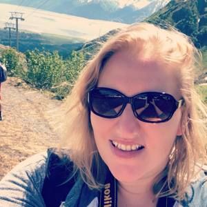 Meet your Posher, Laura